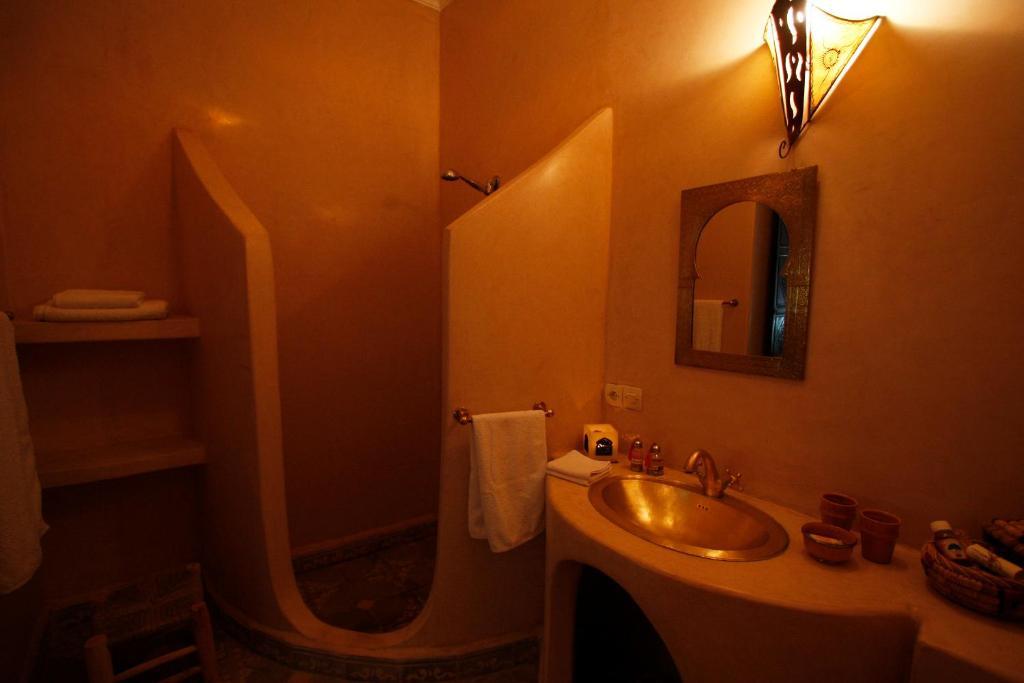 Riad Dar Zampa مراكش الغرفة الصورة